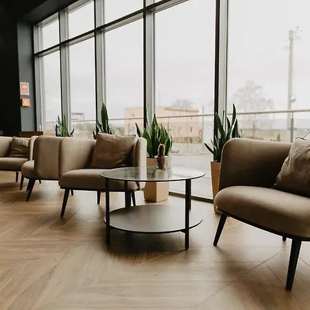 Molto Bene & Restaurant Hotell