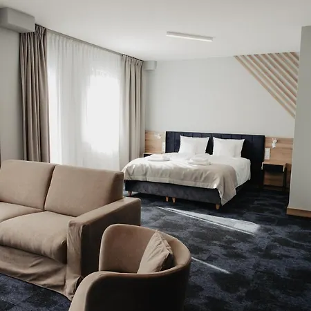 Hotel Molto Bene & Restaurant 3*