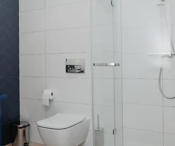 Molto Bene & Restaurant